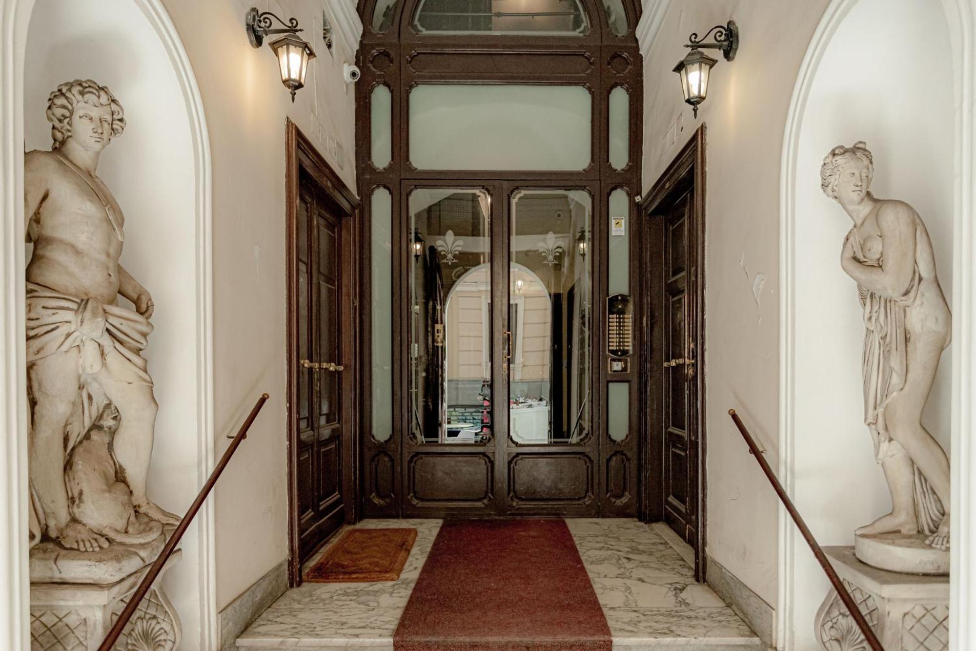 Historical Center Guest house 3*